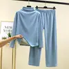 Nuevo conjunto de capa base cálida de otoño e invierno cepillada y engrosada con cuello semialto para mujer, con camiseta de manga larga y conjunto de dos piezas de forro polar térmico