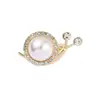 Broche Novo, Compacto e Elegante, Alfinete de Decoração para Terno, Boutonnière, Fivela Anti-Exposição Feminina, Fivela de Lenço de Seda de Alto Padrão, Design de Flor