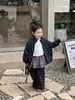Outono de 2026 Novo Estilo Coreano Roupas Infantis Meninas Estampa Integral Estrela de Cinco Pontas Colorida Moletom com Zíper + Conjunto de Calça de Moletom com Cobertura para Fralda