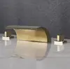 Fábrica gran descuento al por mayor americano cascada dividido tres agujeros cinco agujeros bañera grifo de agua caliente y fría cromo negro y blanco