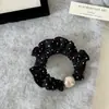 Scrunchie estilo coreano com padrão de ondas suaves francesas, bordas franzidas e pregas de pérolas, elástico de cabelo de alta qualidade