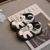Sandalias para Niños 2026 Versión Coreana Verano Nuevas Sandalias Cerradas para Niños Suela Suave Moda Velcro Modernas Zapatos para Niños Pequeños