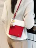 Design de Nicho Casual e Estiloso Nova Moda Simples Bolsa de Ombro Transversal Bolsa Quadrada Pequena Feminina Inverno 2026