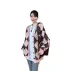 Suéter de Punto Jacquard a Bloques de Color Cuadrícula Otoño e Invierno Estilo Nuevo Cárdigan para Mujer Abrigo de Cuello en V Holgado Estilo Retro Artístico