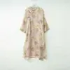 Vestido de Linho Rosa Estampado Estilo Artístico de Verão Gola Diagonal Abotoado Novo Estilo Nacional Redutor de Idade