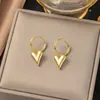 Conjunto de Colar de Aço Titânio para Mulheres Dongguan Transfronteiriço, Conjunto de Colar e Pulseira de Coração de Alta Qualidade, Conjunto de Joias da Moda Leve de Luxo