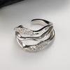 E5240 Clip de oreja de estilo coreano de moda pequeño S925 de plata esterlina con forma irregular para mujer, clip de oreja hueco de tres capas sin perforaciones
