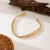 Europa e Estados Unidos novo pulseira de aço titânio meninas alto senso forno banho de ouro real aço inoxidável requintado não desbota mão feminina