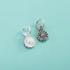 Plata de ley S925 pequeño colgante de margarita hoja de arce flor de cinco pétalos campanilla colgante pulsera de perla de cristal charm
