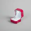 Caja de Joyería con Luz LED de Fábrica Original Pintura en Spray Personalizada Caja de Anillo de Gama Alta Caja Luminosa para Joyería Colgante Caja para Joyería de Collar
