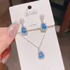 Juego Versátil Elegante de Collar y Pendientes Chapado en Plata Gruesa Azul Fulu Imitación Jade Joyería para Orejas de Alta Gama Retro para Mujer