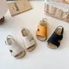 Sandalias Infantiles Retro de Suela Suave 2025 Otoño Verano Nuevas para Bebé Niño Pequeño de Suela Suave Casual Versátiles Zapatos de Playa
