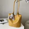 Bolsa de Ombro Grande de Tecido Texturizado Estilosa para o Verão 2026, Estilo Coreano Transfronteiriço, Bolsa Tote para o Dia a Dia
