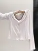 Nueva camiseta informal de manga larga con lunares para mujer, otoño de 2026, corte ajustado, adecuada para usar en capas, conjunto de dos piezas A13663