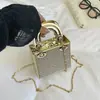 Mini bolsa Ruien, acabamento espelhado, bolsa de corrente de um lado cravejada com diamantes, bolsa quadrada pequena nova moda feminina 2026, bolsa de ombro, bolsa transversal