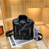 Bolsa Pequena Estilo Blazer para Terno Feminino 2026 Novo Estilo, Bolsa de Ombro Único Transversal Moda Europeia e Americana de Alta Qualidade, Pode Ser Usada como Mochila, Bolsa de Três Maneiras de Uso