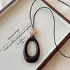 Collar Vintage de Estilo Chino Nuevo con Flores y Cuentas Estilo Nacional Cuentas de Madera Tejido Cuerda Larga Cadena para Clavícula Collar de Alta Gama para Mujer