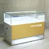 Mostrador de teléfono móvil productos de vidrio personalizados fabricante vitrina comercial gabinete de pared de madera gabinete de hierro con pintura horneada partición de rincón de joyería