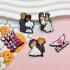 Nueva Serie de Bodas Día de San Valentín Accesorios Planos de PVC Broches, Bolsas, Accesorios para Joyería DIY, Parches de Goma Suave de Dibujos Animados