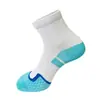 Meias esportivas para atividades ao ar livre, respiráveis e antibacterianas, adequadas para badminton e caminhada, absorventes de impacto, antiderrapantes, resistentes a odores, meias elásticas