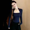 Camiseta de manga larga ajustada con cuello cuadrado acanalado de seda de hielo Wubi para mujer, una prenda interior básica con un diseño puro y seductor que revela la clavícula.