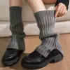 Calcetines de punto para mujer, otoño e invierno, japoneses JK, con botones y costuras en gris y negro, cálidos, hasta la mitad de la pantorrilla, con abertura en la pierna y color de contraste.