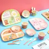 Juego de Vajilla de Fibra de Bambú de Cinco Piezas con Plato de Cuatro Compartimentos, Tazón de Dibujos Animados Lindo de Regalo, Taza, Cuchara, Tenedor Vajilla, Venta al por Mayor de Exportación