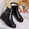 Botines Gruesos de Felpa y Piel Suave para Personas de Mediana Edad y Mayores Zapatos de Algodón Antideslizantes Cálidos Zapatos de Madre para Mujer 2026 Invierno Zapatos de Piel Botas de Algodón