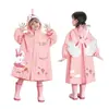 Capa de chuva infantil para alunos do ensino fundamental, adequada para meninos e meninas do jardim de infância, impermeável, à prova de chuva, poncho de chuva portátil com desenho