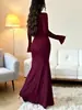 Comercio exterior transfronterizo europeo y americano color liso cuello en V manga acampanada patchwork de encaje entallado ajustado vestido largo bodycon