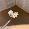 Anillo Redondo de Perla Chapado en Oro Real de 18k Lujo Ligero Moda de Gama Alta Exquisito Sentido del Diseño del Anillo Joyería de Mano de Nicho