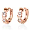 Pendientes creativos de corazón a corazón con hebilla en forma de corazón, pendientes tipo botón, pendientes tipo botón, personalidad de temperamento, pendientes tipo botón con hebilla en forma de corazón de melocotón, pendientes sencillos de amor en forma de corazón.