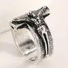 Anillo de Acero Inoxidable con Forma de Cruz Transfronterizo Europeo y Americano para Mujeres y Hombres, Unisex, con una Figura Clavada a la Cruz