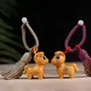 Colgante de Caballo del Zodiaco Tallado en Sándalo Dorado, Diseño de "Caballo Llorando", Llavero de Barra de Dinero "Hazte Rico al Instante", Colgante para Bolso, Borla
