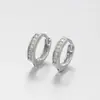 Pendientes Xuping de fila única con incrustaciones de gemas artificiales, aleación de cobre, estilo simple, transfronterizos europeos y americanos, pendientes hechos a medida de la fábrica de origen