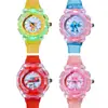 Reloj Infantil de Hombre Volador de Dibujos Animados Modelo Nuevo con Luces Brillantes para Estudiantes en el Campus Escolar, Lindo Regalo Reloj de Cuarzo para Niños y Niñas