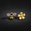 S925 agulha de prata elegante assimétrica flor brincos de pino pequena abelha moda brincos nicho Nova Moda brincos femininos jóias