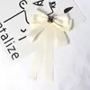 Pajarita para Mujer Lazo Grande Beige Perla Mate Estilo Pequeño Fragante Pin de Cinta Accesorios Estilo Preppy para Mujer Broche Romántico