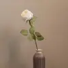 Flor Artificial Rosa de Borde Único de Coca-Cola Estilo Europeo Lujo Ligero Flor de Seda Decoración de Mesa de Comedor Accesorios de Fotografía Floral Ramo de Flores Suaves