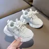 Zapatillas para niñas 2026 primavera y otoño zapatos para niños zapatos de papá para niños pequeños de malla transpirables zapatos casuales zapatillas para correr para bebé