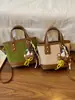 Bolsa Balde Retrô de Nicho Portátil Feminina Outono/Inverno 2026 Nova Bolsa Transversal Bordada Acolchoada com Diamantes Bolsa de Ombro Único para Trabalho e Trajeto