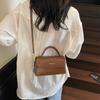 Bolsa Pequena Transfronteiriça Bolsa Feminina 2025 Nova Moda Outono e Inverno Bolsa Transversal de Ombro Único Bolsa Quadrada Pequena de Mão Feminina de Alta Qualidade
