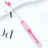 Recortador de cejas con cuentas DIY transfronterizo, herramienta portátil para dar forma a las cejas, recortador de cejas retráctil multicolor con forma de garra de gato, raspador de cejas