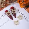 Joyas de lujo con lazo para uñas, ligeras y elegantes, en línea para celebridades, con un lazo encantador de perla y circonitas superbrillantes.