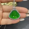 Nuevo Colgante Buddha de Calcedonia Verde Estilo Chino Incrustado Plateado Ágata Buda Maitreya Hoja de Jade Accesorio de Collar