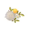 Nuevo Broche de Perla Margarita Pequeña de Alta Gama Pin Estilo Nicho Solapa Traje Tendencia Artístico Fresco Accesorio