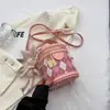 Bolsas Pequenas Tendência Transfronteiriças para Mulheres em 2025, Novas Bolsas de Mão Versáteis de Alta Moda com Textura Simples e Bolsas de Ombro