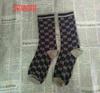 Meias femininas meias artísticas retrô moda francesa meias outono e inverno algodão high-top casal meias de comprimento médio panturrilha atacado