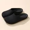Novidade de Verão Estilo Baotou Chinelos para Casa Interno Feminino Antiderrapante Respirável Versátil Preguiçoso Para Usar Fora Leve Chinelos Planos