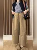Primavera 2026 Nuevos Pantalones Cargo de Algodón Puro de Alta Densidad Color Caqui Estilo Minimalista Versátil Corte Tridimensional Pantalones de Pierna Ancha de Nueve Puntos
